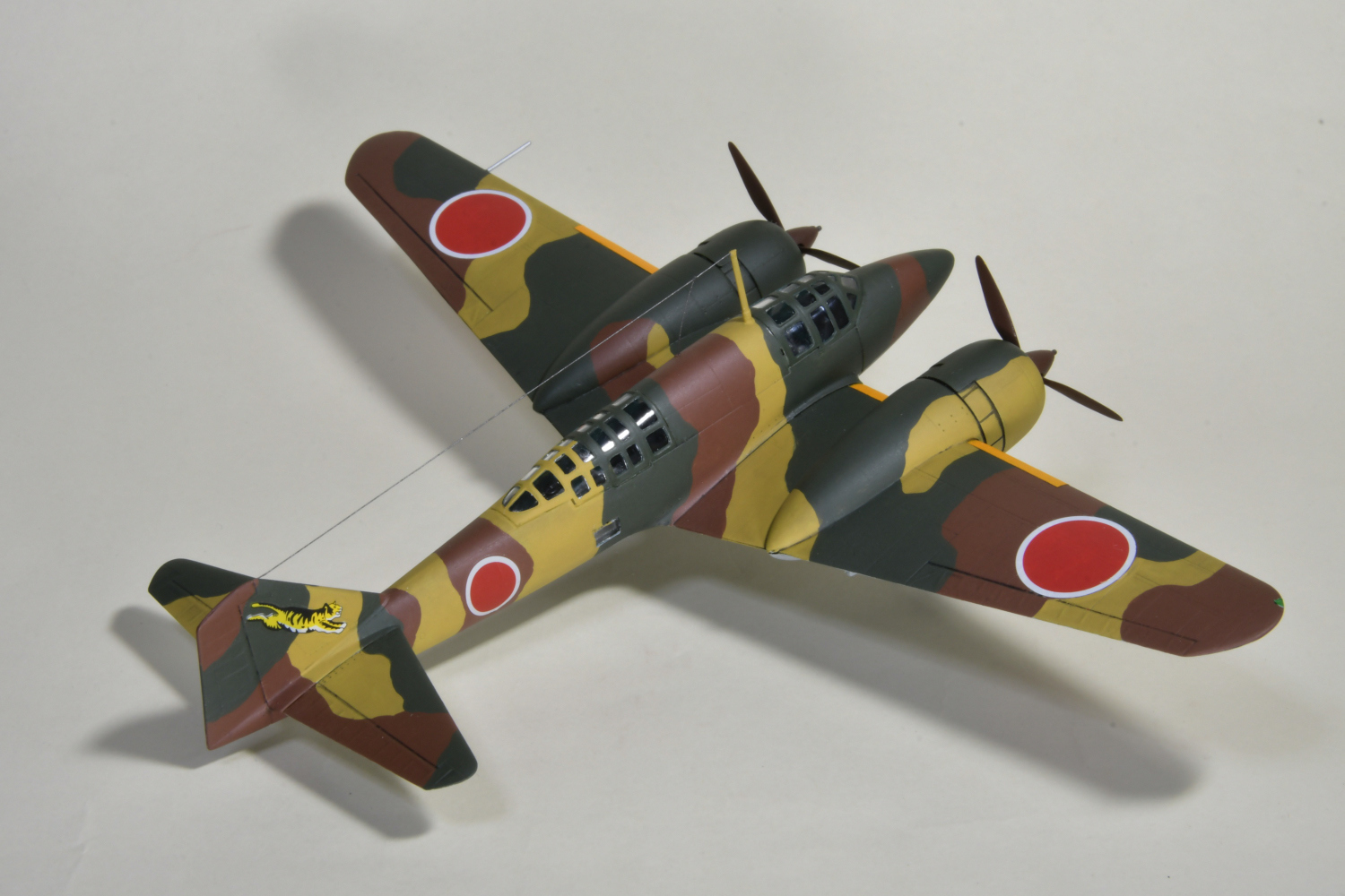 ハセガワ 百式司令部偵察機II型 製作記① | 模型大隊戦闘日誌