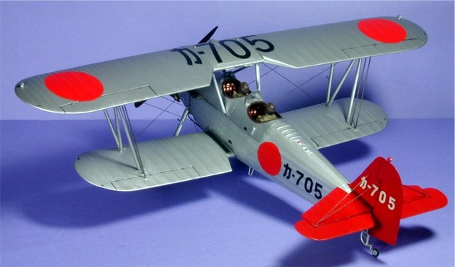 赤とんぼ〟その２ 日本海軍の練習機 九三式中間練習機 機上作業練習機〝白菊〟: プラモデルによる航空模型博物館