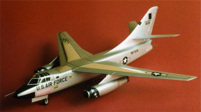 アメリカのジェット機アルバム ＦＪ-４ Ｆ-８９Ｊ Ｕ-２ Ｂ-６６ Ｔ-２ Ｃ-１４１ Ｆ-１１７ Ｓ-３ Ａ-１０: プラモデルによる航空模型博物館