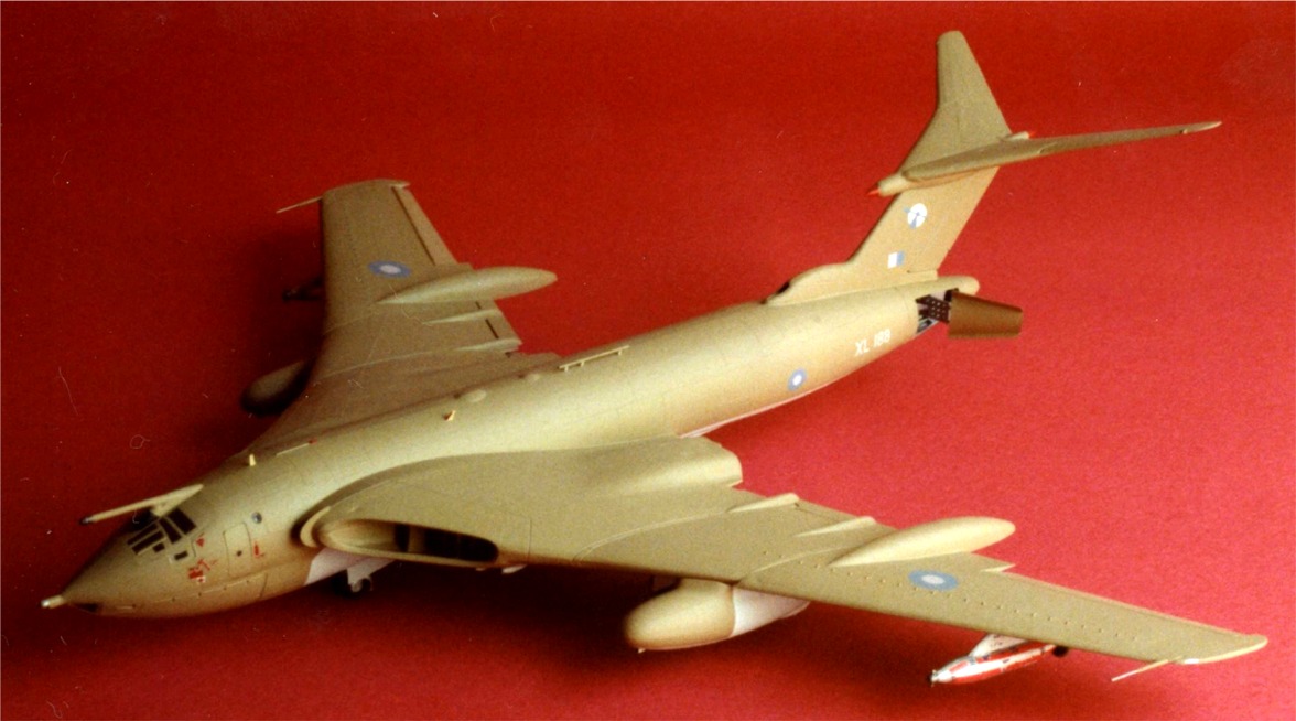 イギリス空軍 ハンドレ ページ ビクター 爆撃機 バルカン バリアント プラモデルによる航空模型博物館 イギリス空軍 ハンドレ ページ ビクター 爆撃機 バルカン バリアント プラモデルによる航空模型博物館