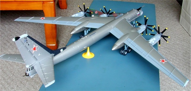 空飛ぶ熊さん ツポレフTu95ベア: プラモデルによる航空模型 空飛ぶ熊さん ツポレフTu95ベア: プラモデルによる航空模型