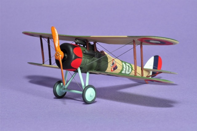 第一次世界大戦 ニューポールの複葉戦闘機: プラモデルによる航空模型博物館
